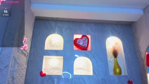 genesis_b_ online show from August 14, 11:52 pm