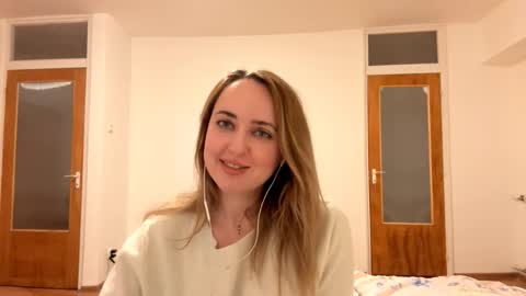 Trisha online show from February 18, 4:48 pm