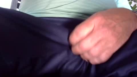 gent063 online show from July 29, 1:07 pm
