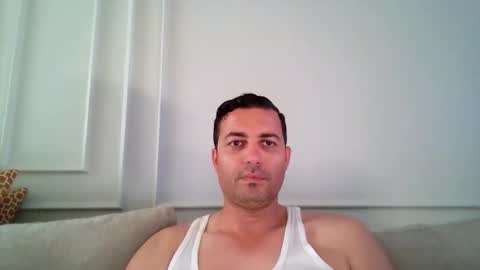 genteldevil online show from May 29, 1:24 pm
