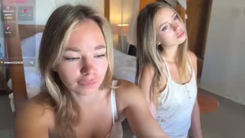 Mary  Blonde and Kira brunette online show from July 31, 4:19 am
