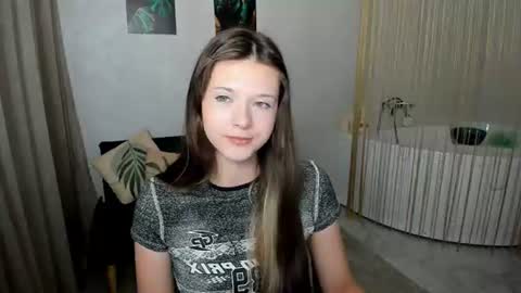 Alice online show from June 30, 7:37 pm