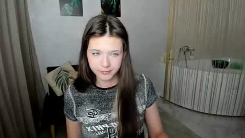 Alice online show from June 30, 9:49 pm