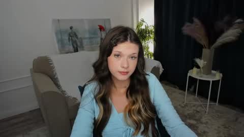 Alice online show from July 13, 8:47 pm