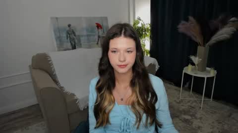 Alice online show from July 13, 9:53 pm