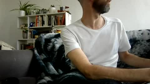 geon2xx online show from August 2, 5:42 pm
