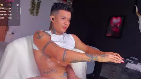 george_prince2 online show from August 11, 9:17 pm
