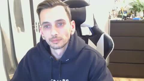 georgek0011 online show from March 31, 7:33 pm
