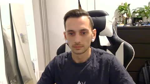 georgek0011 online show from June 12, 1:01 am