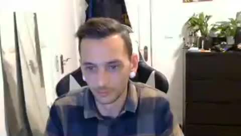 georgek0011 online show from June 14, 1:35 am