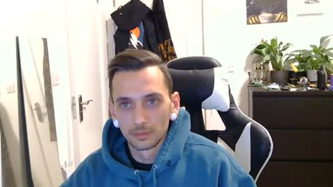 georgek0011 online show from June 16, 9:02 pm