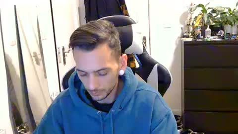 georgek0011 online show from July 5, 2:47 am