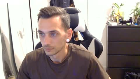 georgek0011 online show from August 14, 10:13 pm