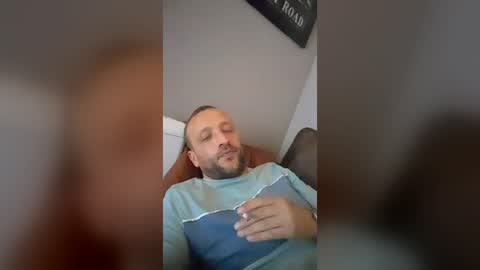 georgemac2405 online show from July 6, 2:59 am