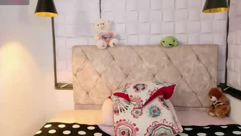 georgia_candy online show from August 14, 5:44 am