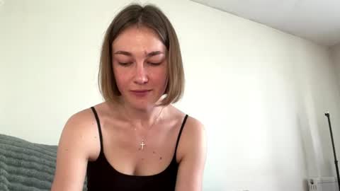 Jenny online show from August 8, 9:20 am