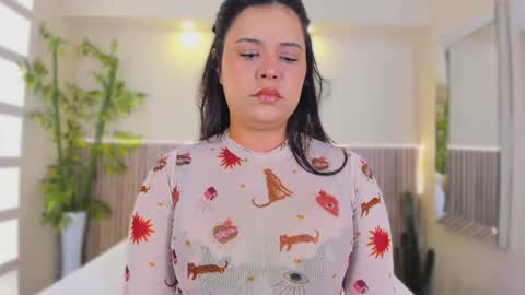 GeorginaReyes  online show from August 12, 10:23 pm