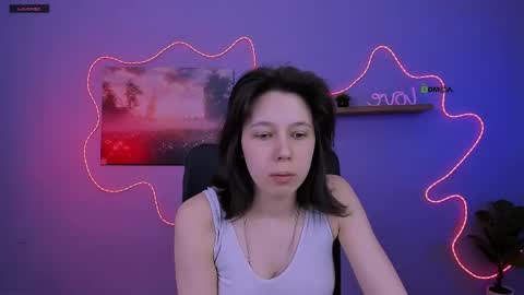 gerasmilee online show from April 12, 6:32 pm