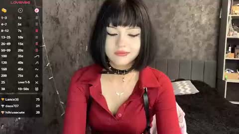 EmelyWoodes online show from August 5, 10:02 am