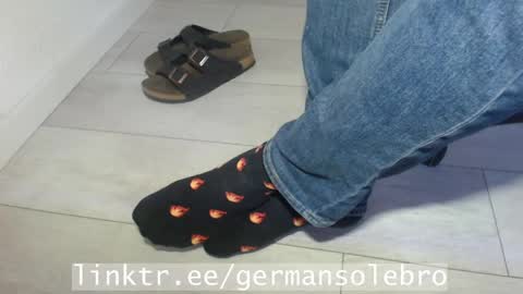 GermanSoleBro online show from April 17, 6:31 am