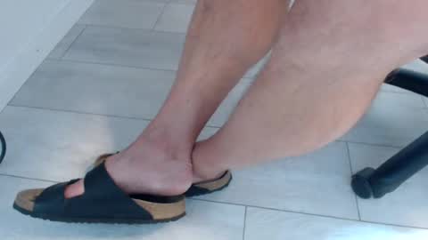 GermanSoleBro online show from August 12, 7:54 am