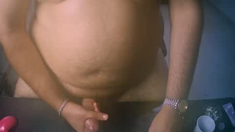 gersyy_ online show from August 14, 9:13 am