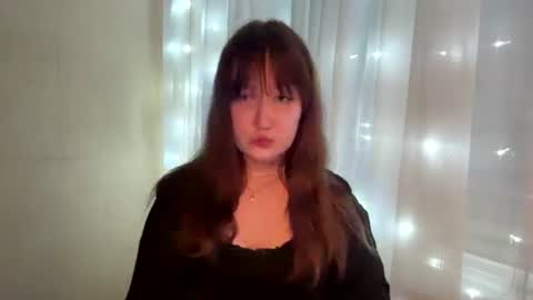 Lora online show from August 12, 12:02 am