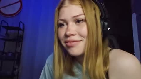 Eliza online show from August 18, 10:21 am