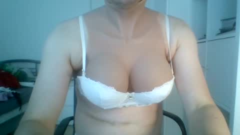 SmithieD online show from July 31, 11:38 am