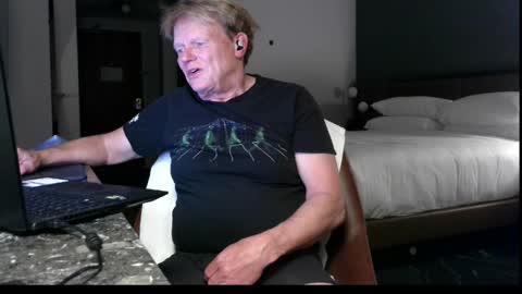 Gethyn online show from June 3, 2:48 am
