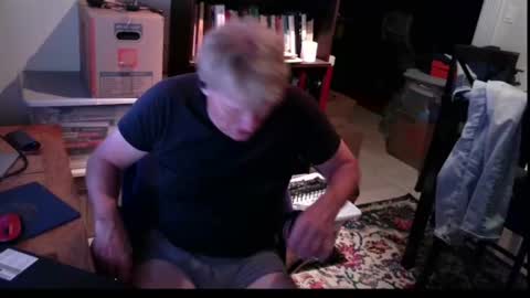 Gethyn online show from August 3, 4:19 am