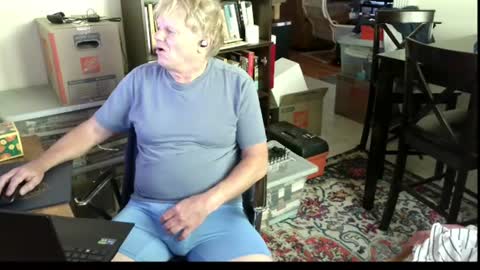 Gethyn online show from August 8, 7:36 pm