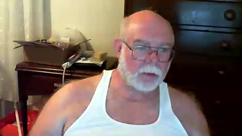 getnolder online show from September 6, 12:49 am