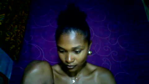 gggloria online show from August 11, 4:20 pm