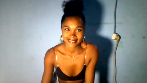 gggloria online show from August 12, 7:27 pm