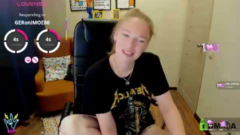 Sweety online show from July 2, 8:32 pm