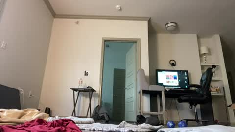 ghostohyeahh online show from August 14, 5:38 pm