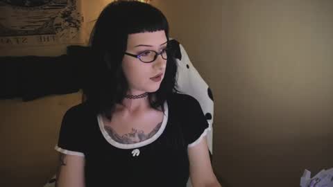 ghoticspectre online show from July 17, 9:53 am