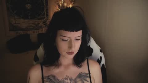 ghoticspectre online show from August 13, 1:03 pm