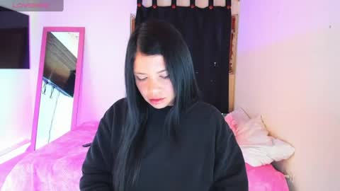 giaaaa  online show from August 22, 2:07 am