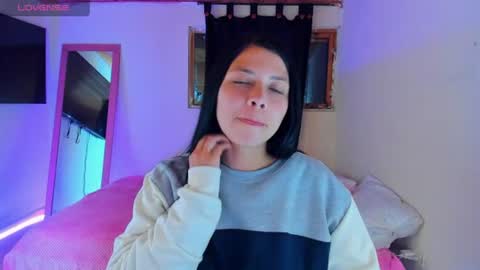 giaaaa  online show from September 9, 1:24 am