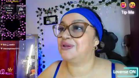 gia_nahomi online show from June 10, 1:34 am