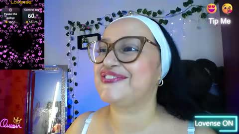 gia_nahomi online show from June 11, 10:16 pm