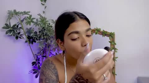 Gia  online show from September 7, 6:36 pm