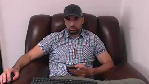 gianni_lion online show from July 25, 11:25 am