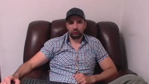 gianni_lion online show from July 25, 4:55 pm