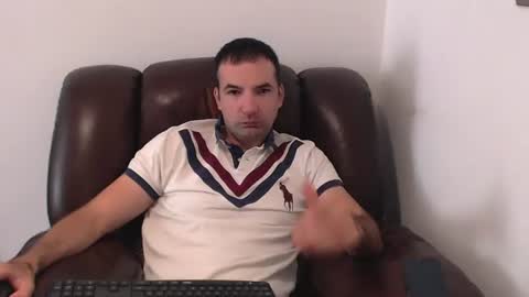 gianni_lion online show from August 9, 10:16 am