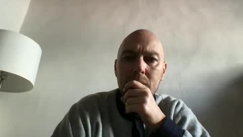 giannipaciotti online show from April 4, 7:59 am