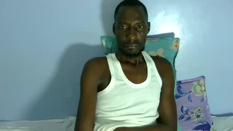 giant_couple online show from August 2, 5:36 am