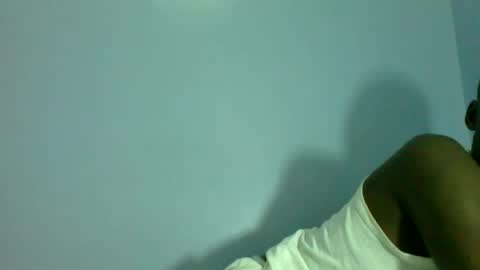 giant_couple online show from August 11, 2:24 am